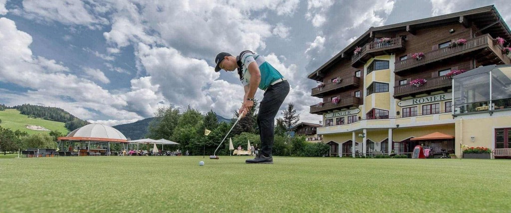 Intensive Golf Course III ✰ Hotel Zum Jungen Römer in Radstadt ✰ The hotel in the heart of the Salzburger Land ✰